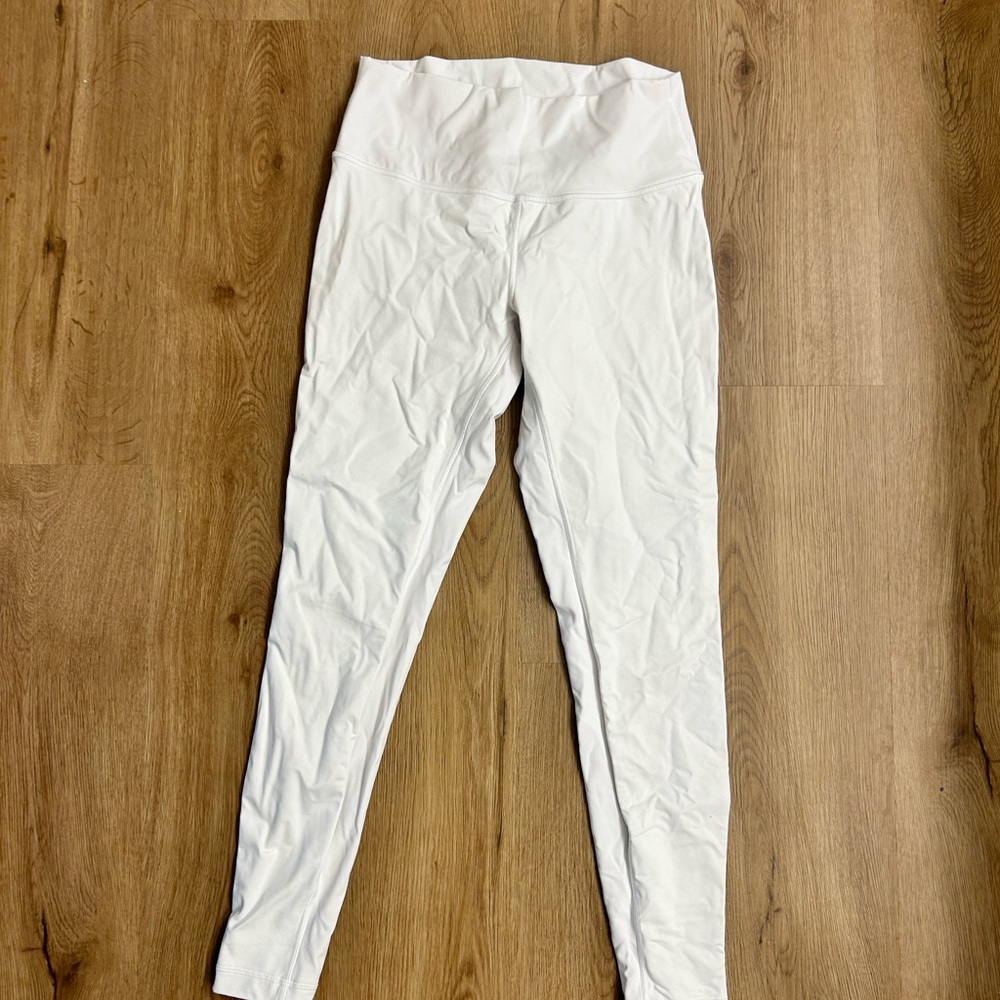 Lululemon Bright White 4in waistband rise women’s leggings size: 10 - Picture 2 of 5